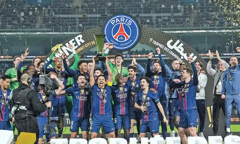 ഫ്രഞ്ച് സൂപ്പർ കപ്പ് കിരീടം പി.എസ്.ജിക്ക്; മാർസെയിലിനെ ഷൂട്ടൗട്ടിൽ പരാജയപ്പെടുത്തി ഫ്രഞ്ച് സൂപ്പർ കപ്പ് കിരീടം പി.എസ്.ജിക്ക്; മാർസെയിലിനെ ഷൂട്ടൗട്ടിൽ പരാജയപ്പെടുത്തി