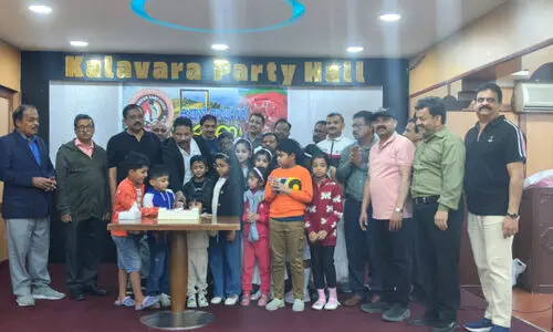 ക്രി​സ്മ​സ്,ന​വ​വ​ത്സ​ര ആ​ഘോ​ഷം