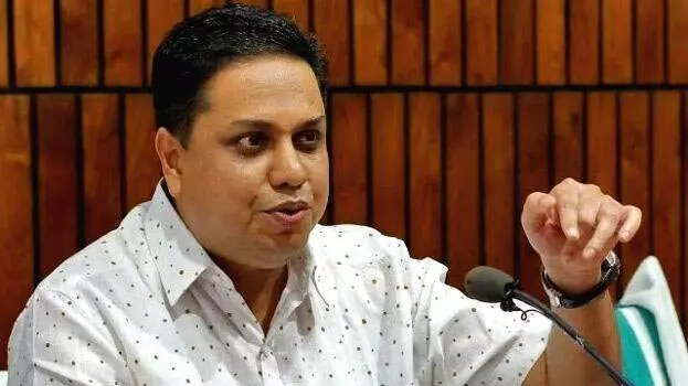 രാഹുലിനെ അയോഗ്യനാക്കുന്നതിൽ നിയമോപദേശം തേടുമെന്ന് സ്പീക്കർ എ.എൻ ഷംസീർ രാഹുലിനെ അയോഗ്യനാക്കുന്നതിൽ നിയമോപദേശം തേടുമെന്ന് സ്പീക്കർ എ.എൻ ഷംസീർ