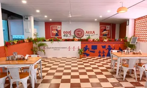 മൈസൂരുവിൽ രണ്ട് ‘അക്ക’ കഫേകൾ