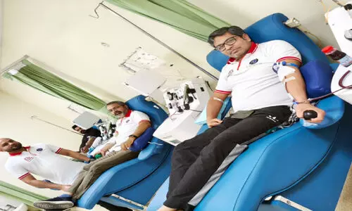 ര​ക്ത, പ്ലേ​റ്റ് ലെ​റ്റ് ദാ​ന ക്യാ​മ്പു​മാ​യി വി ​ഹെ​ൽ​പ്