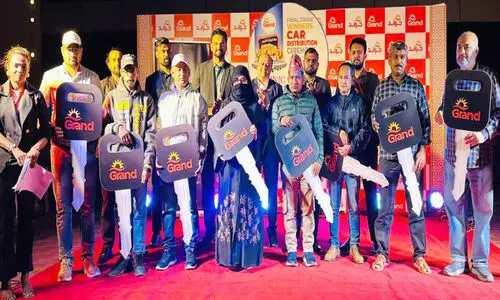 ഗ്രാ​ൻ​ഡ് മാ​ൾ ജാ​ക്പോ​ട്ട് ജേ​ണി മെ​ഗാ പ്ര​മോ​ഷ​ൻ