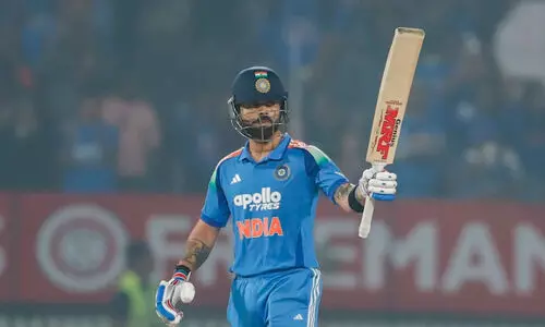 സിക്സടിച്ച് കളി ജയിപ്പിച്ച് രാഹുൽ; ഇന്ത്യക്ക് നാലു വിക്കറ്റ് ജയം, സെഞ്ച്വറിക്കരികെ വീണ് കോഹ്ലി സിക്സടിച്ച് കളി ജയിപ്പിച്ച് രാഹുൽ; ഇന്ത്യക്ക് നാലു വിക്കറ്റ് ജയം, സെഞ്ച്വറിക്കരികെ വീണ് കോഹ്ലി