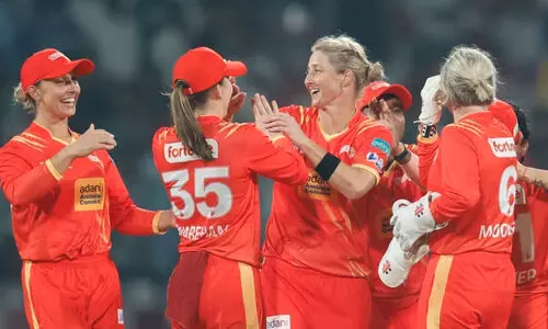 വനിത പ്രീമിയർ ലീഗ്: ഗുജറാത്തിന് ത്രസിപ്പിക്കുന്ന ജയം