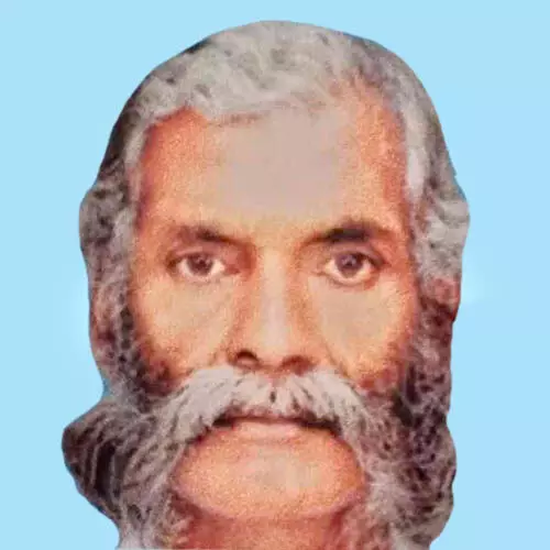 ച​ന്ദ്ര​ൻ