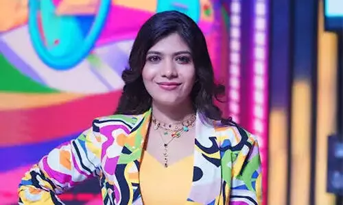 ഇ​താ അ​മൃ​ത രാ​ജ​ൻ അ​ൺ​സ്റ്റോ​പ്പ​ബി​ൾ...