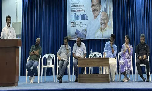 കെ. ​രാ​ധാ​കൃ​ഷ്ണ​നും എ​ൻ.​കെ. അ​ക്ബ​റി​നും സ്വീ​ക​ര​ണം ന​ൽ​കി