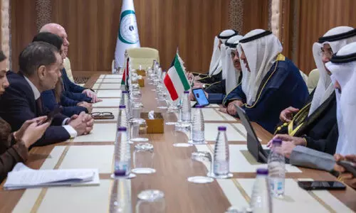 ഉ​ഭ​യ​ക​ക്ഷി ബ​ന്ധം വി​പു​ല​പ്പെ​ടു​ത്ത​​ൽ