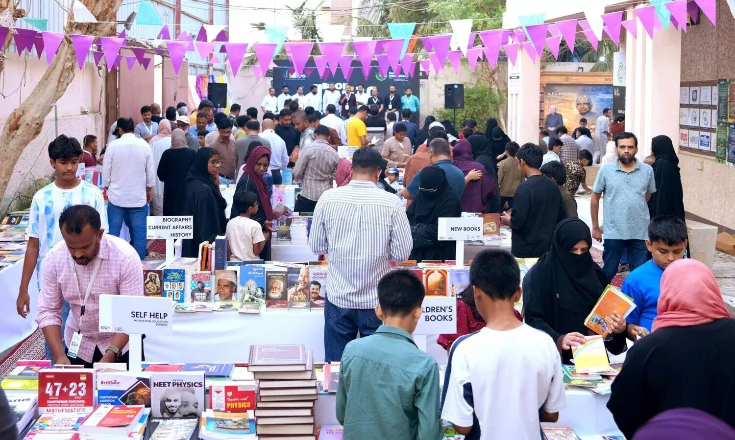 വായന വസന്തത്തിന് ആവേശകരമായ സമാപനം; ജിദ്ദയിൽ അക്ഷരപ്രേമികളുടെ സംഗമഭൂമിയായി ‘ബുക്ക് ഹറാജ്’