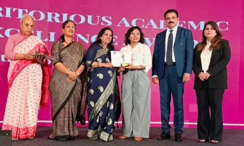 അക്കാദമിക് -കായിക മികവ്; എം.ഇ.എസ് ഇന്ത്യൻ സ്കൂളിന് പുരസ്കാരം അക്കാദമിക് -കായിക മികവ്; എം.ഇ.എസ് ഇന്ത്യൻ സ്കൂളിന് പുരസ്കാരം