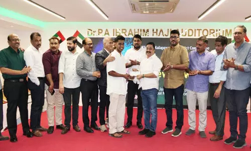 ദുബൈ കെ.എം.സി.സി മെംബർഷിപ് സ്വീകരിച്ചു