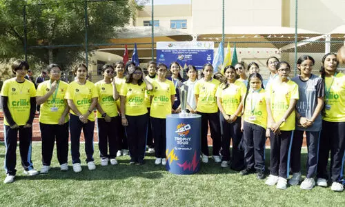 ന്യൂ മില്ലേനിയം സ്കൂളിനിത് ചരിത്ര നിമിഷം; ഐ.സി.സി ടി20 ലോകകപ്പ് ട്രോഫിയെ വരവേറ്റ് സ്കൂൾ കാമ്പസ് ന്യൂ മില്ലേനിയം സ്കൂളിനിത് ചരിത്ര നിമിഷം; ഐ.സി.സി ടി20 ലോകകപ്പ് ട്രോഫിയെ വരവേറ്റ് സ്കൂൾ കാമ്പസ്