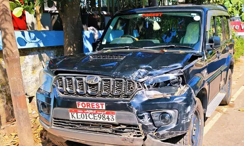 മദ്യപിച്ച് വാഹനാപകടം; വനംവകുപ്പ് വാഹനം നാട്ടുകാർ പിടികൂടി