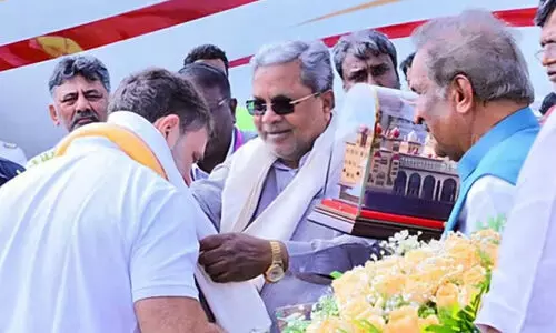 രാഹുൽ ഗാന്ധി മൈസൂരുവിൽ; മന്ത്രിസഭാ പുനഃസംഘടന ചർച്ച ചെയ്തില്ലെന്ന് മുഖ്യമന്ത്രി