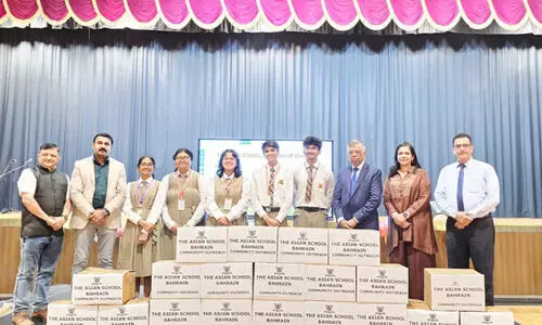 ഏ​ഷ്യ​ൻ സ്‌​കൂ​ൾ ക​മ്യൂണിറ്റി ഔ​ട്ട്‌​റീ​ച്ച് ടീം ​ഡ്രൈ റേ​ഷ​ൻ കി​റ്റു​ക​ൾ ന​ൽ​കി