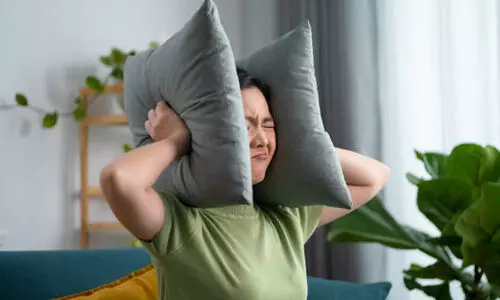 ക്ലോക്കിലെ ടിക്ക് ടിക്ക്, കീബോർഡിൽ ടൈപ്പ് ചെയ്യുന്ന ശബ്ദം അസ്വസ്ഥതയുണ്ടാക്കാറുണ്ടോ? ‘മിസോഫോണിയ’യുടെ ലക്ഷണങ്ങള്‍ കൂടുതലും  പെണ്‍കുട്ടികളിൽ!