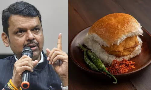 Shiv Sena mouthpiece against Devendra Fadnavis