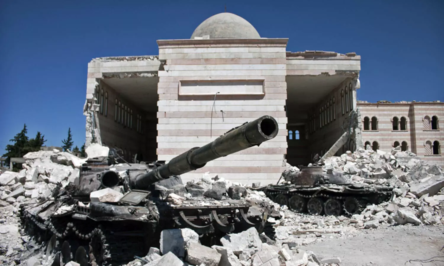 അലപ്പോയിൽ വൻ സൈനിക സന്നാഹം