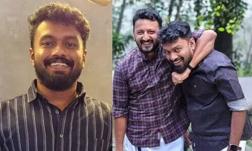 രാഹുലിന് ബലാത്സംഗം ചെയ്യാൻ പെൺകുട്ടിയെ എത്തിച്ച എന്നെ അറസ്റ്റ് ചെയ്യാത്തത് എന്തെ..‍?, മൂന്നാമത്തെ പരാതിക്കാരിയെ അറിയാം, കെ.എസ്‌.യുവിന്റെ പരിപാടിക്ക് പണം തന്നു; ഫെന്നി നൈനാൻ