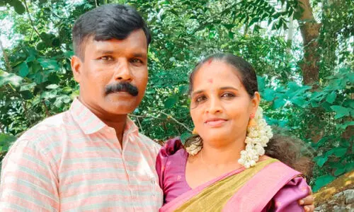 മകളോടൊപ്പം പഠനം; തുല്യത പരീക്ഷയിൽ ദമ്പതികൾക്ക് മികച്ച വിജയം