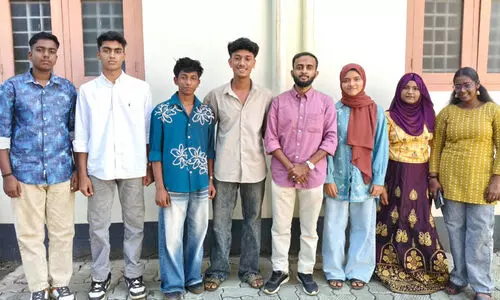 മാപ്പിളപ്പാട്ട് പാടിയത് കുട്ടികൾ; വേദിയിൽ നിറഞ്ഞത് ഇർഷാദും ഫസലും