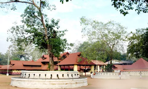 കൊടുങ്ങല്ലൂർ; ജനപ്പൊലിമയുടെ മഹോത്സവം