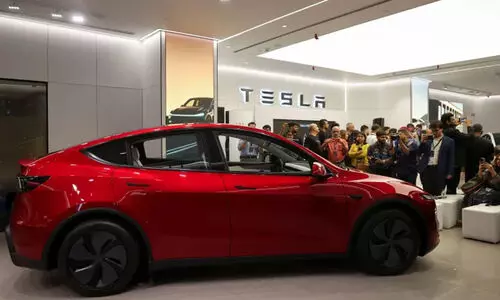 ഇന്ത്യയിൽ ടെസ്‍ല കാർ വാങ്ങാൻ ആളില്ല; ടെസ്റ്റ് ഡ്രൈവ് ചെയ്തവർ പിന്മാറി