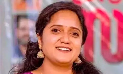 ശ്രീനാദേവിയോട് വിശദീകരണം തേടി കോൺഗ്രസ്