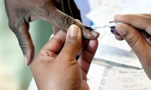 ബൃഹാൻ മുംബൈ കോർപറേഷൻ തെരഞ്ഞെടുപ്പിൽ കൃത്രിമം ആരോപിച്ച് പ്രതിപക്ഷം; ആക്ഷേപങ്ങൾ തള്ളി കമീഷൻ