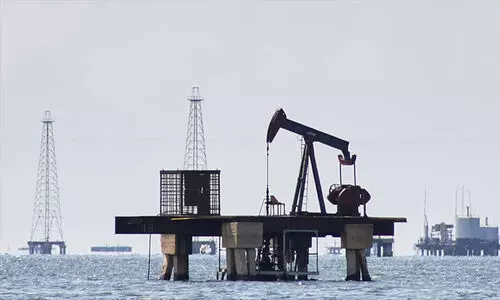 ട്രംപ് വെനിസ്വേലൻ എണ്ണ വിൽപ്പന ആരംഭിച്ചതായി യു.എസ് മാധ്യമങ്ങൾ