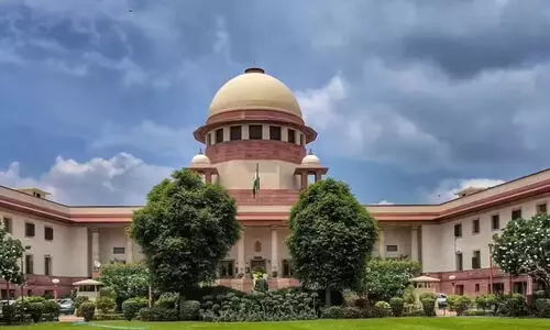 എസ്.ഐ.ആറിൽ സുപ്രീംകോടതി; കേരളത്തിൽ   വോട്ട് നീക്കിയവരുടെ സമയം നീട്ടണം