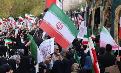 ഇറാനിൽ 12 മലയാളി വിദ്യാർഥികൾ കുടുങ്ങി