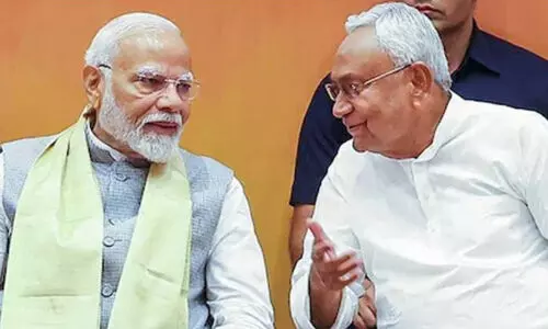 ബിഹാറിൽ എം.എൽ.എമാരെ ചാക്കിടാൻ ജെ.ഡി.യുവും ബി.ജെ.പിയും