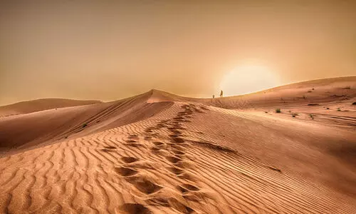 കവിത: എണ്ണ പരിമളം