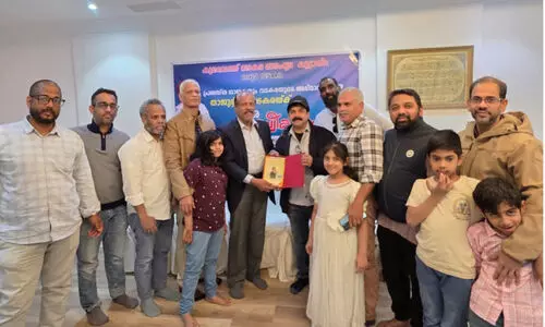 താജുദ്ദീൻ വടകരക്ക് ‘ഒരുമ വടകര’ കൂട്ടായ്മ സ്വീകരണം