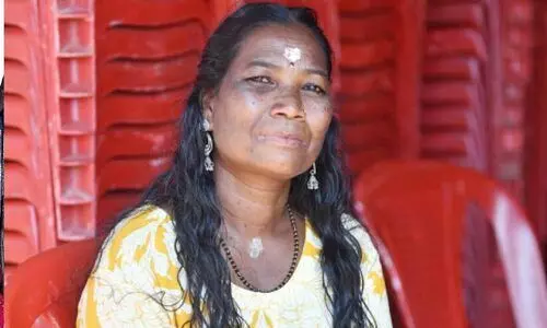 ‘ആദിവാസി ഊരിൽ കൂലിപ്പണിയെടുത്താണ് ഇതുവരെ ജീവിച്ചത്, ഇപ്പോൾ കലോത്സവ പരിശീലക’