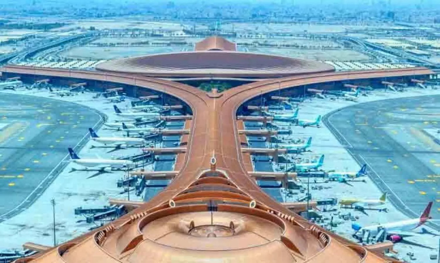 ജി​ദ്ദ വി​മാ​ന​ത്താ​വ​ള​ത്തി​ൽ ഇ​നി ‘ക്രോ​സ് റ​ൺ​വേ ടേ​ക് ഓ​ഫ്’