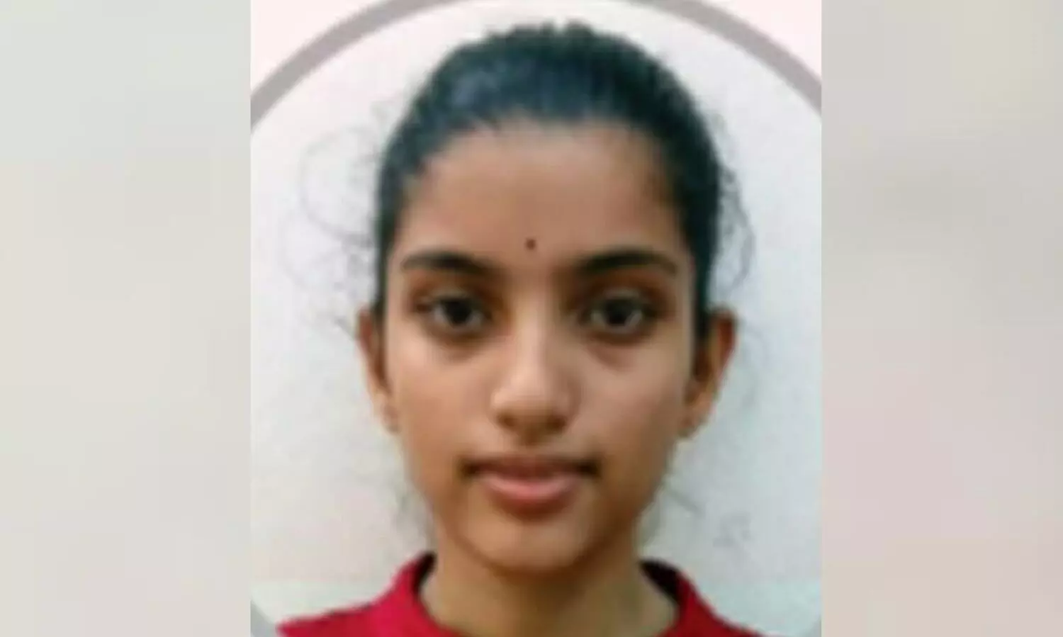 മാങ്കൂട്ടത്തിലിനെ കഴുകനാക്കി ശ്രീവിന്യയുടെ ഏകാഭിനയം