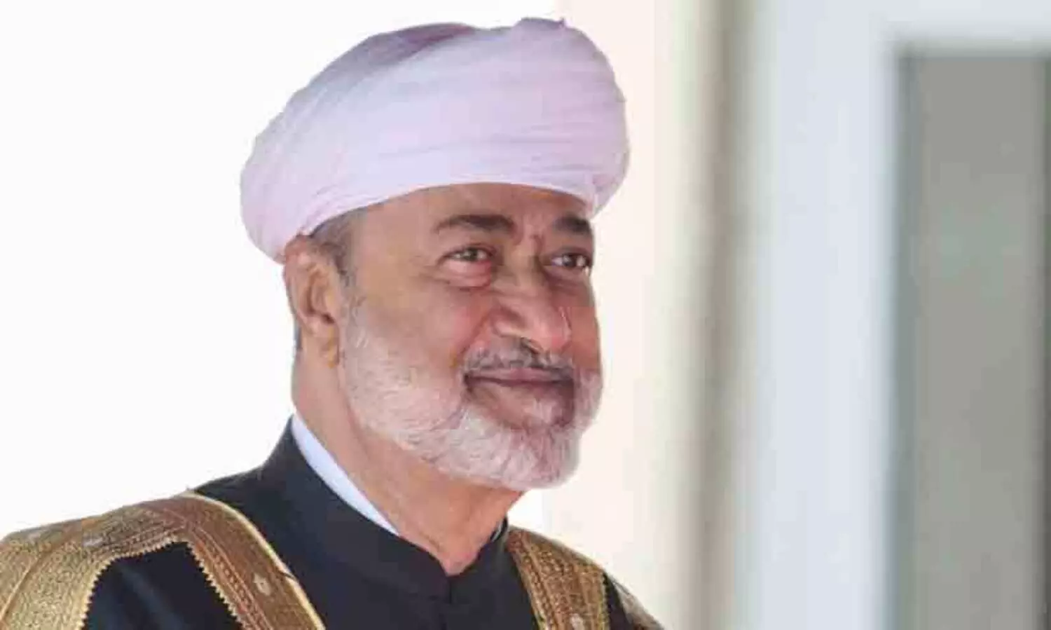 സു​ൽ​ത്താ​ൻ ഹൈ​തം ജ​ർ​മ​നി​യി​ലേ​ക്ക് പു​റ​പ്പെ​ട്ടു