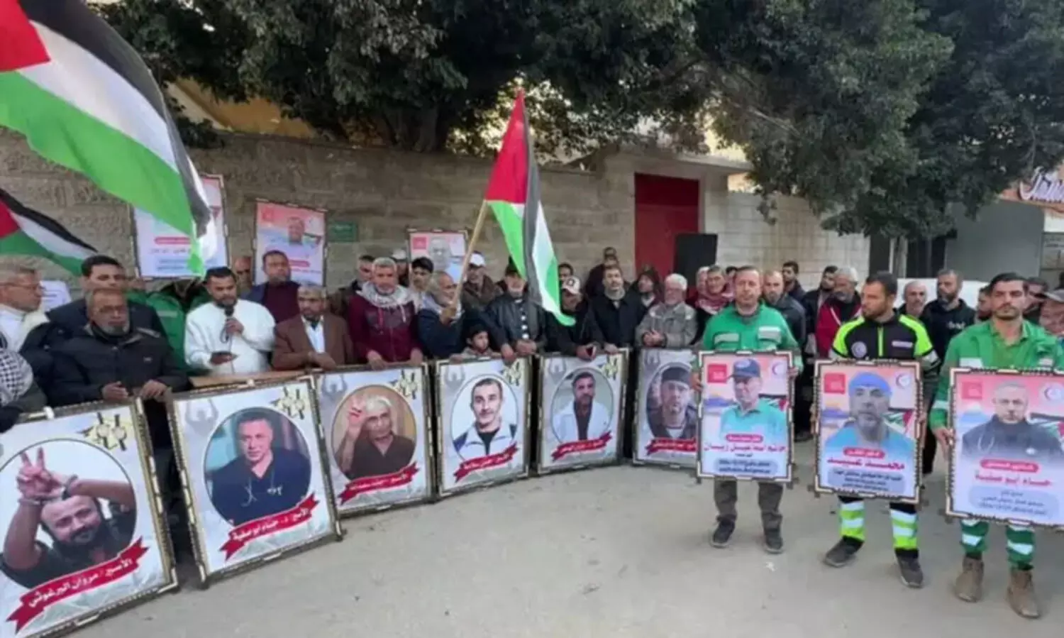 ഫലസ്തീൻ തടവുകാരെ തൂക്കിക്കൊല്ലാൻ അനുവദിക്കുന്ന പുതിയ നിയമം: ഇസ്രായേൽ തടങ്കലിലുള്ളവർക്കു വേണ്ടി ലണ്ടനിൽ റെഡ് റിബൺ കാമ്പയ്നുമായി ആക്ടിവിസ്റ്റുകൾ