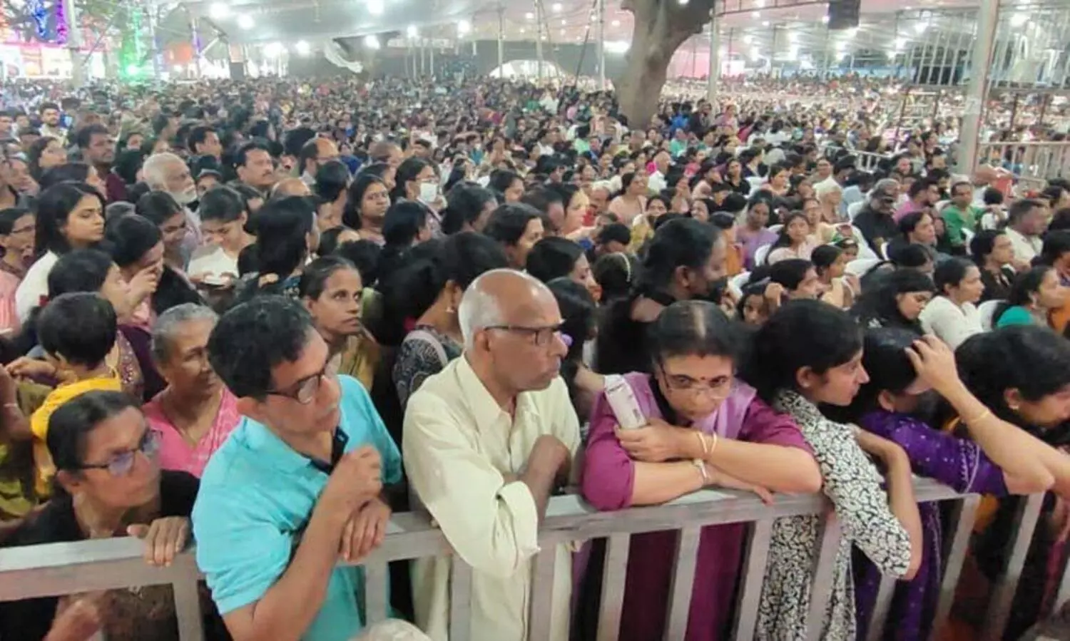 പൂരപ്പറമ്പിൽ തലയെടുപ്പോടെ കണ്ണൂർ, തൊട്ടുപിന്നിൽ തൃശൂരും പാലക്കാടും