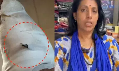 ശബരിമല തീർത്ഥാടകയുടെ കാലിലെ മുറിവിൽ സർജിക്കൽ ബ്ലേഡ് വെച്ച് ബാൻഡേജിട്ടു; പമ്പയിലെ ആശുപത്രിക്കെതിരെ ഗുരുതര പരാതി