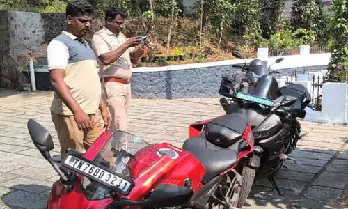 അന്തർസംസ്ഥാന ബൈക്ക് മോഷണസംഘത്തിലെ യുവാവ് രണ്ടു ബൈക്കുമായി പിടിയിൽ