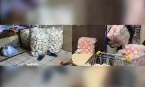 സു​ര​ക്ഷി​ത​ത്വമി​ല്ലാ​തെ ഭ​ക്ഷ്യ നി​ർ​മാ​ണം; ജ​ലീ​ബി​ൽ അ​ന​ധി​കൃ​ത ഫാ​ക്ട​റി​യും വെ​യ​ർ​ഹൗ​സും