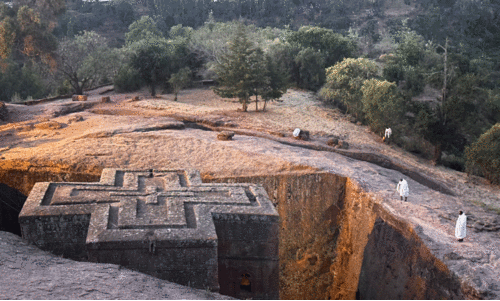 പാറയിൽ കൊത്തിയ   വിശ്വാസത്തിന്റെ അത്ഭുതം