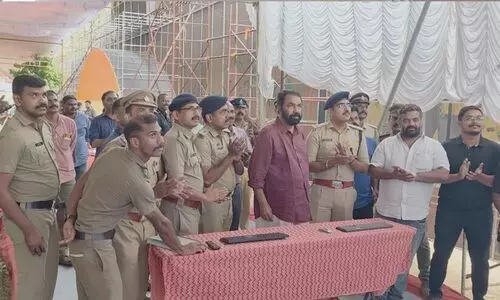 കല കാണാൻ വന്നവരെത്ര? എണ്ണം പറയാൻ മൂന്നാംകണ്ണ്; നിരീക്ഷിക്കാൻ എൻജിനീയർമാരായ ഏഴ്​ പൊലീസു​കാർ