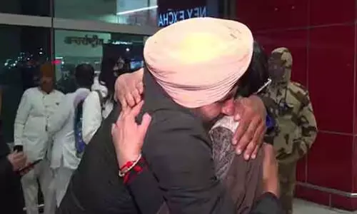 ‘ഇന്ത്യാ സർക്കാർ സൗകര്യമൊരുക്കിയില്ല; വാണിജ്യ വിമാനത്തിലാണ് ഞങ്ങൾ സ്വന്തം നിലയിൽ തിരിച്ചെത്തിയത്’; ഇറാനിൽ നിന്നും മടങ്ങിയവർ പറയുന്നു