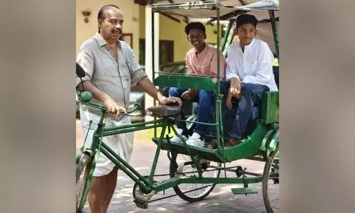 സത്യന്‍ അന്തിക്കാടിന്റെ ക്ഷണം; ഹാപ്പിയായി മോണോ ആക്ട് താരങ്ങളായ നകുലും ശ്രീകൃഷ്ണനും