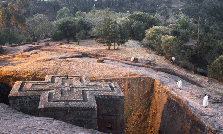പാറയിൽ കൊത്തിയ   വിശ്വാസത്തിന്റെ അത്ഭുതം