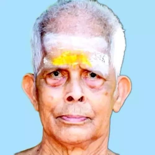 വാ​സു​ദേ​വ​ന്‍ ന​മ്പൂ​തി​രി​പ്പാ​ട്